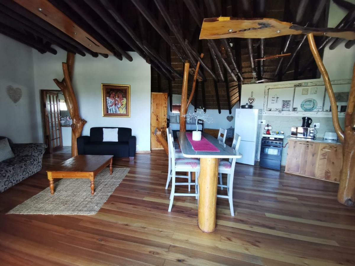 The Birdhouse Bed & Breakfast #No Loadshedding #Solar Energy Gonubie Esterno foto